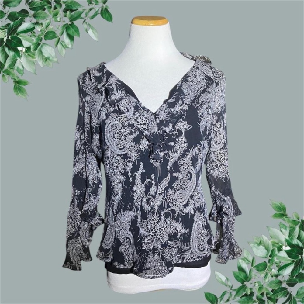 Elegant Black and White Paisley Women's Top